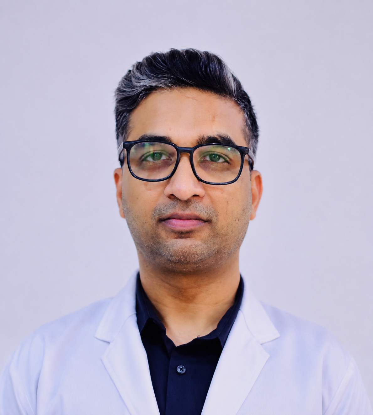 Expert & Specialist Doctor Image
