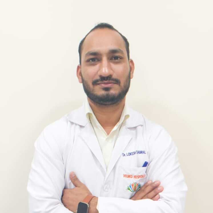 Expert & Specialist Doctor Image