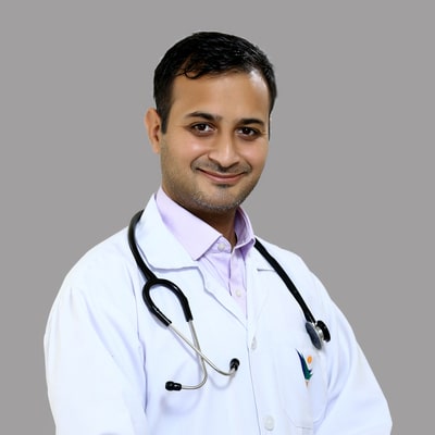 Expert & Specialist Doctor Image