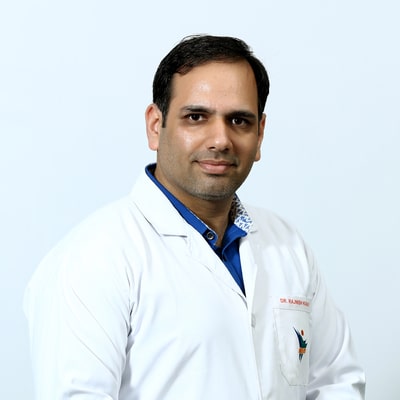 Expert & Specialist Doctor Image