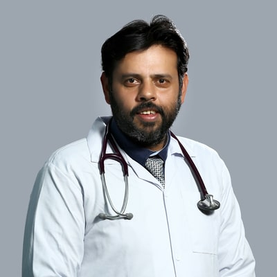 Expert & Specialist Doctor Image