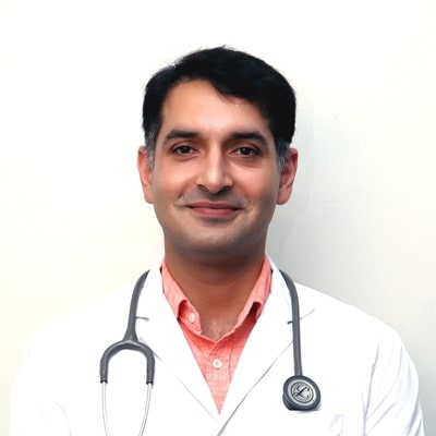 Expert & Specialist Doctor Image