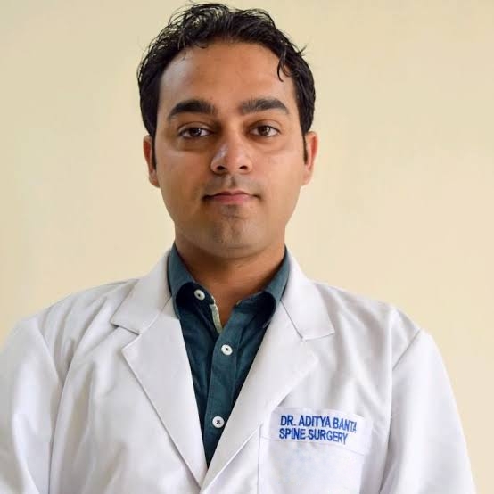 Expert & Specialist Doctor Image
