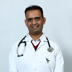 Expert & Specialist Doctor Image