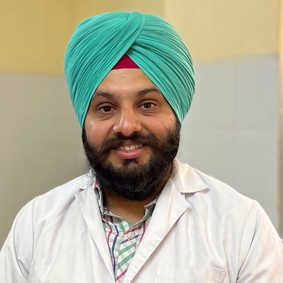 Expert & Specialist Doctor Image